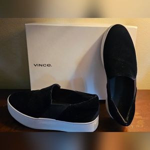 Vince navy blue velvet sneakers